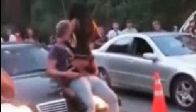 Ateşli Kucak Dansları İzle