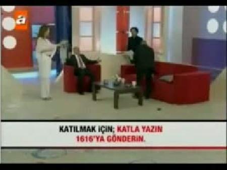 Ucan Adam Sabri - Vodafone Reklami)