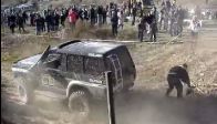 Rus rallisinde Jeep haberciye �arp�yor